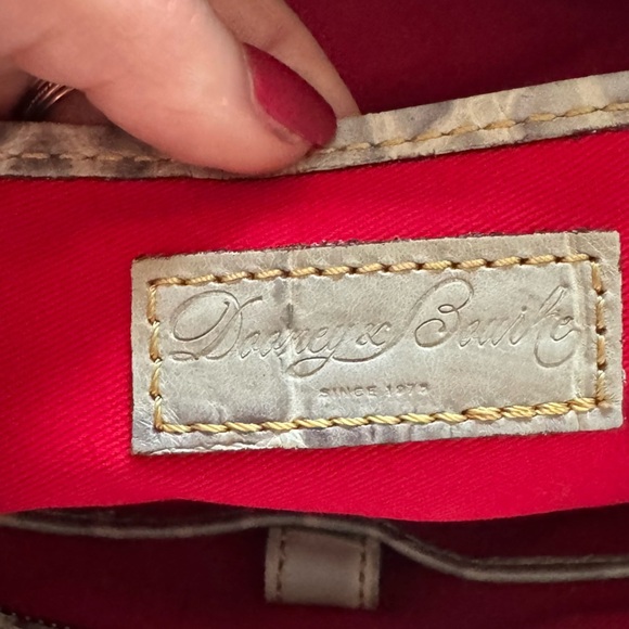 Dooney and Bourke Satchel Bag croc embossed reptile gray cream leather - Picture 6 of 14